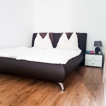 Sonniges Studio Heinzelmanngasse Apartment Виена Екстериор снимка