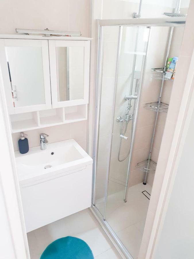 Sonniges Studio Heinzelmanngasse Apartment Виена Екстериор снимка
