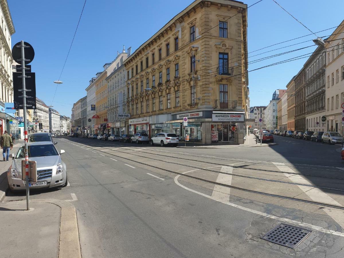 Sonniges Studio Heinzelmanngasse Apartment Виена Екстериор снимка