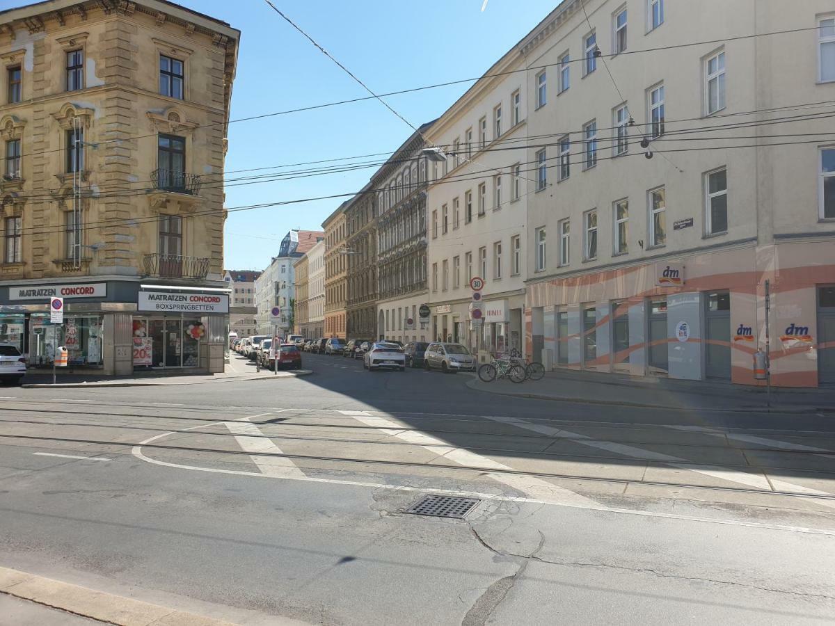 Sonniges Studio Heinzelmanngasse Apartment Виена Екстериор снимка